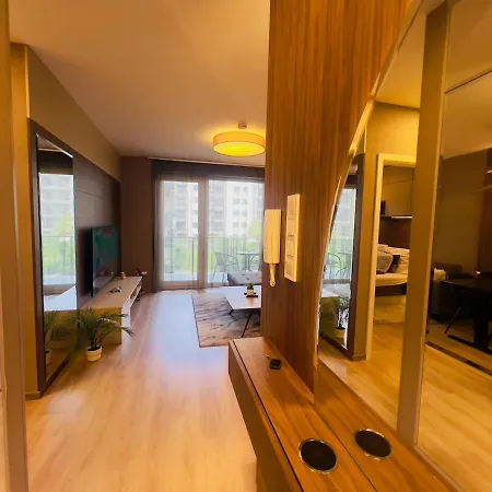 Karzo Lk 205 Free Garage Boedapest