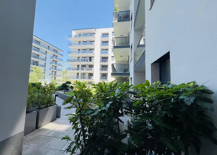 Karzo Lk 205 Free Garage Budapeszt