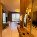 Karzo Lk 205 Free Garage Budapešť