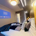 Karzo Lk 205 Free Garage Budapešť